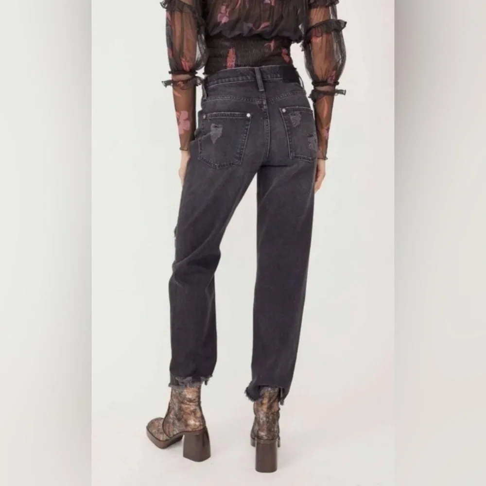 NWT we the Free people Tapered baggy boyfriend black ripped distressed jeans 24